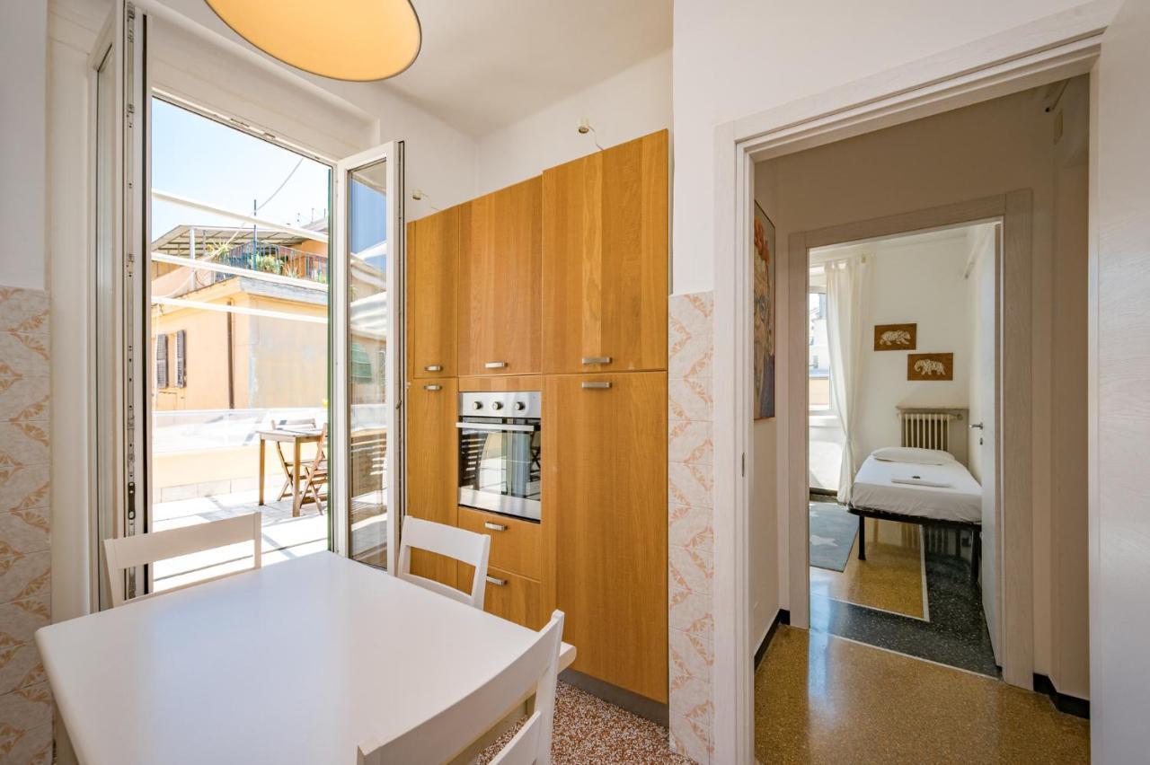 Joivy Penthouse Flat With Terrace Daire Cenova Dış mekan fotoğraf