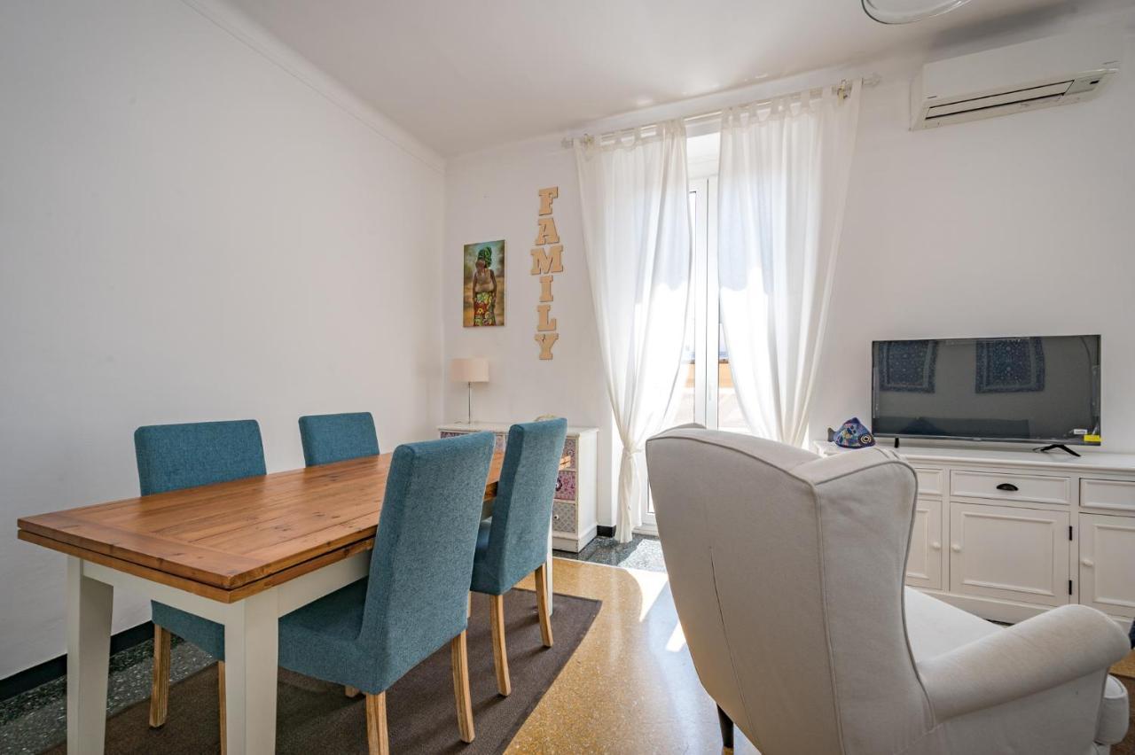 Joivy Penthouse Flat With Terrace Daire Cenova Dış mekan fotoğraf