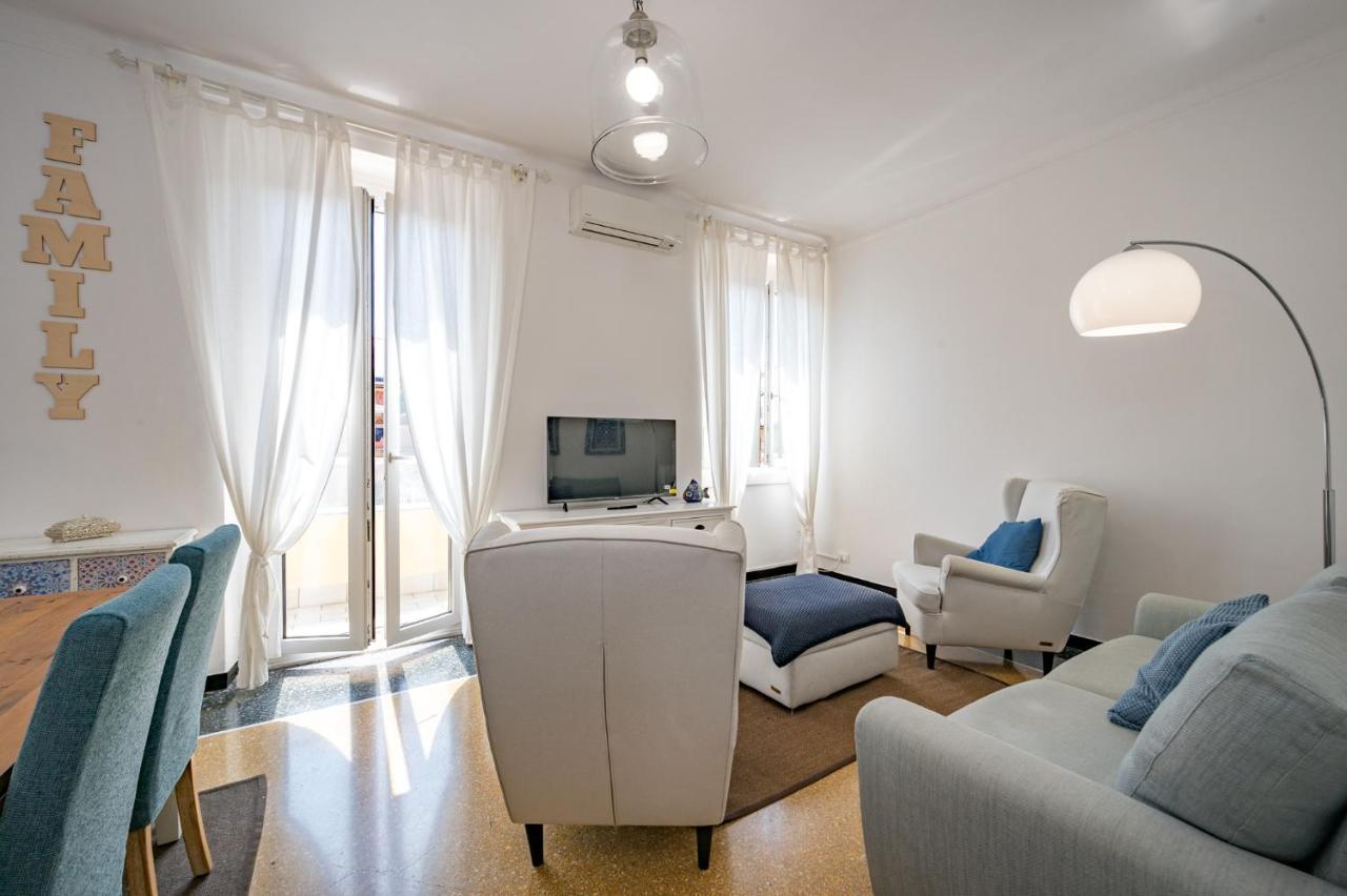 Joivy Penthouse Flat With Terrace Daire Cenova Dış mekan fotoğraf