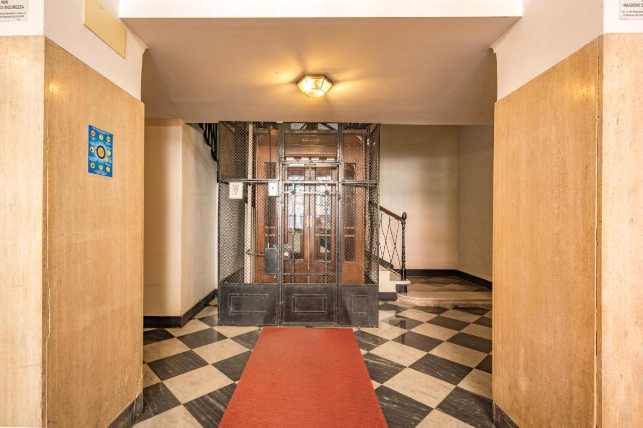Joivy Penthouse Flat With Terrace Daire Cenova Dış mekan fotoğraf