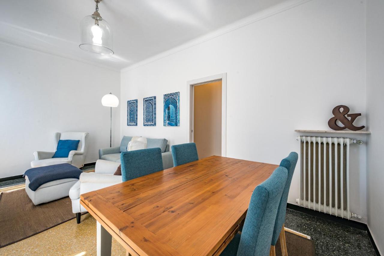 Joivy Penthouse Flat With Terrace Daire Cenova Dış mekan fotoğraf